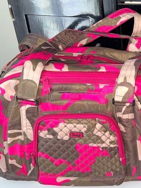 NEW Lug Propeller Travel Duffel AND Carousel Crossbody Set Camo Pink